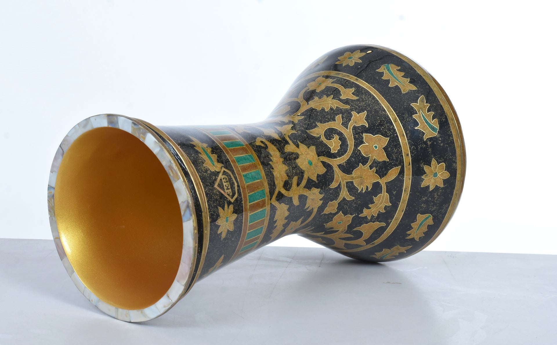 NEW | Desert Jewel Sombaty Limited Edition